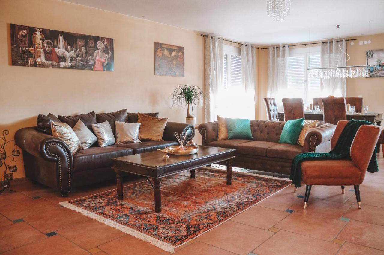 Fewo Golden Palace Етенхайм Екстериор снимка